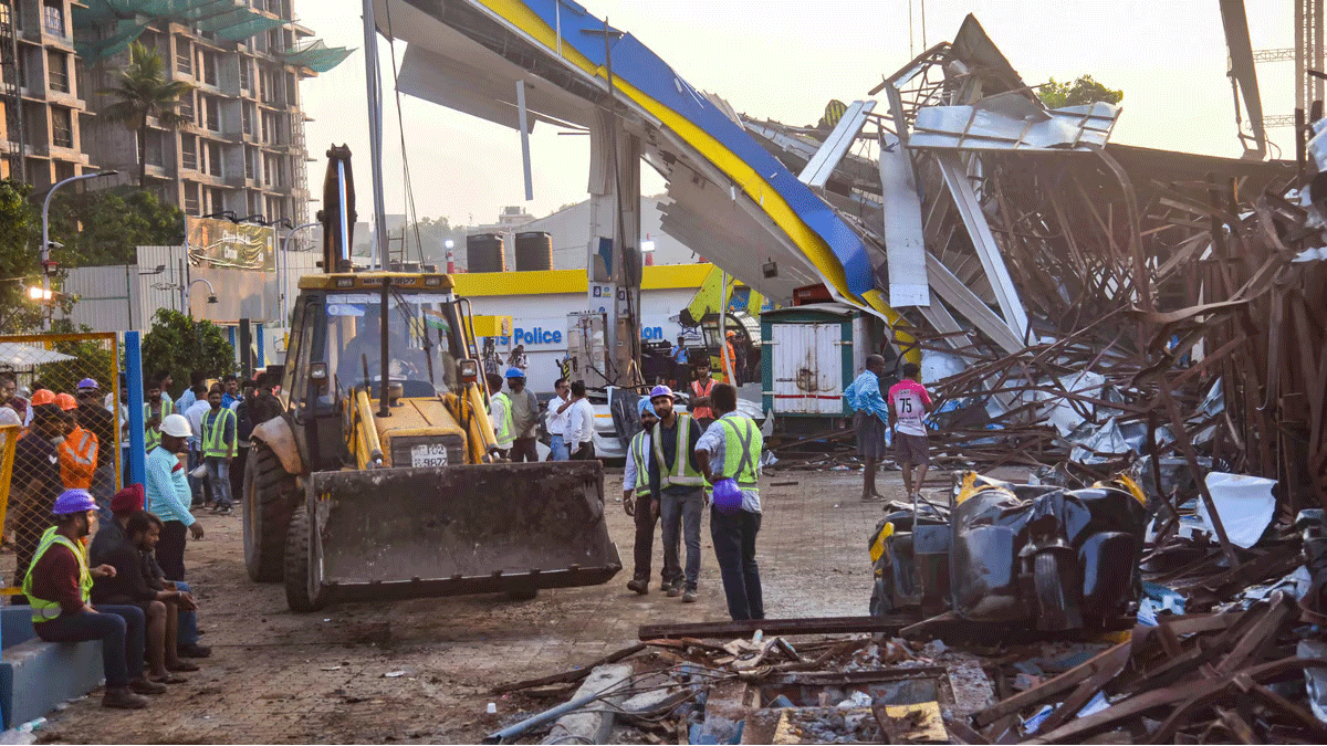 Ghatkopar Hoarding Collapse: Mumbai Court Grants Bail To Architect Who Issued Structural Stability Certificate Of Ill-Fated Banner