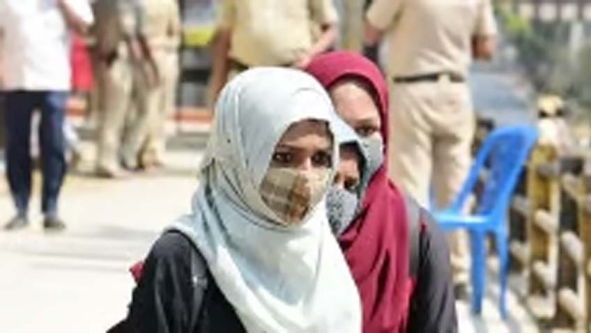 Mumbai: SC To Hear Chembur College Students' Plea Against Bombay HC Burqa, Hijab Ban Verdict On Aug 9