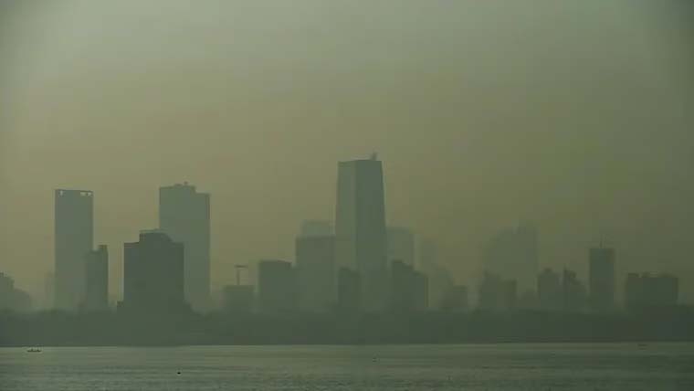 Mumbai Gets Blanketed By Layer Of Haze Affects Visibility As Air Quality Dips To 'Poor'